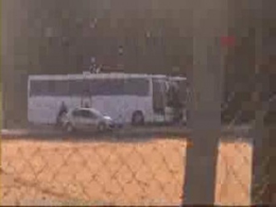 Adana'da Silah Yüklü Otobüs Yakalandı 