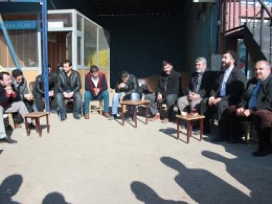 HÜDA PAR'dan Buğday Pazarı Esnafına Ziyaret 