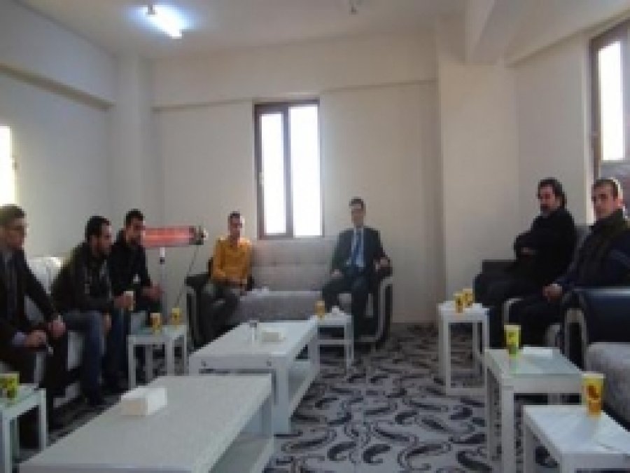 Silvan  Kaymakamı Gazetecilerle Bir Araya Geldi. 