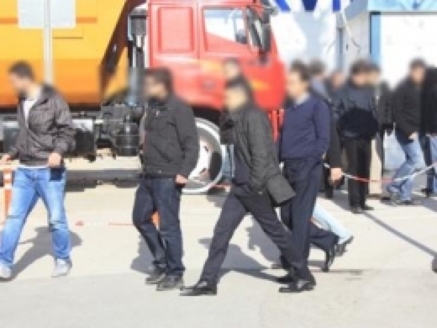 Rüşvet Zanlıları Sağlık Kontrolünden Geçti 