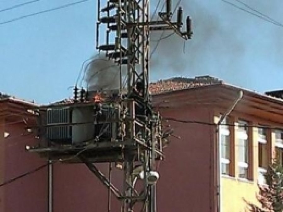 Trafodaki Yangın Paniğe Neden Oldu