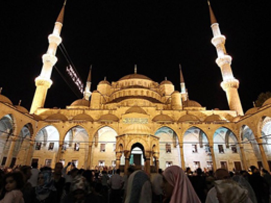 Bugün Mevlid Kandili