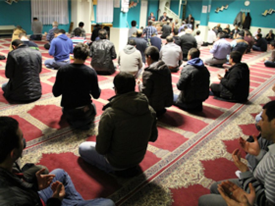 Mevlid Kandili Basel'de Salavatlarla İhya Edildi