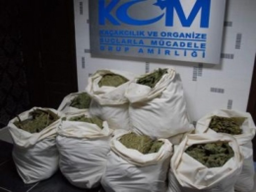Siverek'te 300 Kilo Esrar Ele Geçirildi
