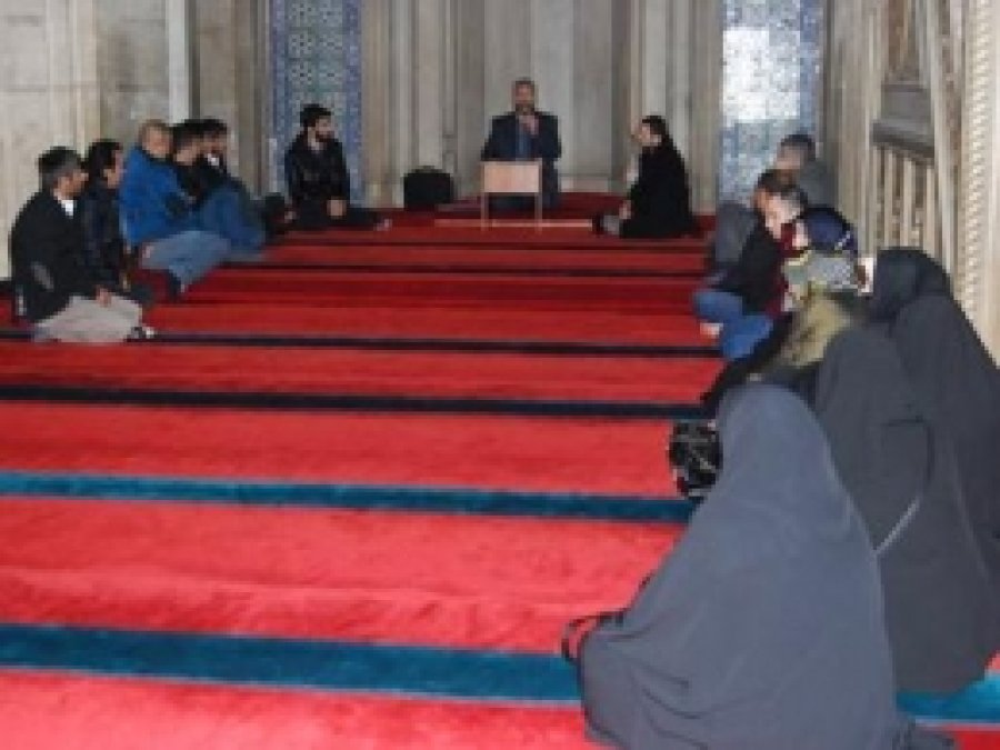 İstanbul'da Umre Semineri Düzenlendi 