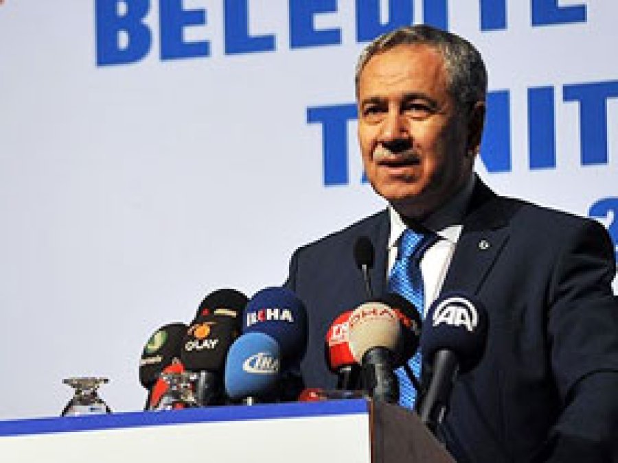 Arınç Cemaate Seslendi: Biz Varsak Siz de Varsınız
