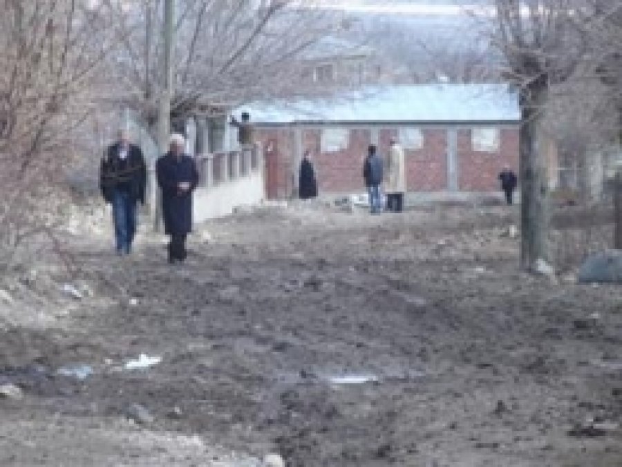 Ekinözü'ndeki Sorunlar Köylüyü Canından Bezdirdi