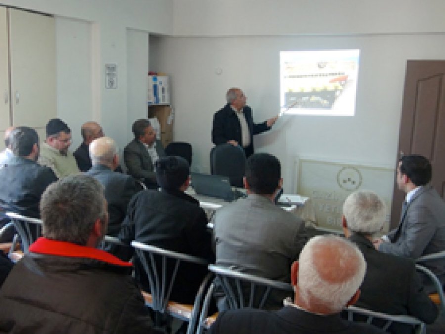 Arı Yetiştiriciliği Birliği'nden Seminer