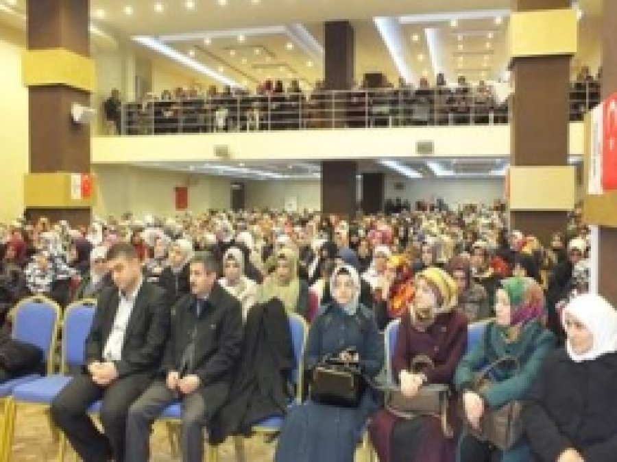'Çocuk Eğitiminde Rehberimiz, Kur'an Olmalıdır'