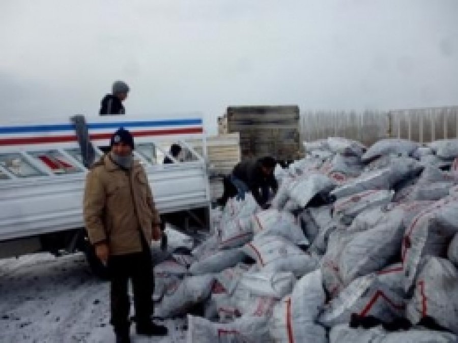 Erciş'te 22 Bin Aileye 22 Bin Ton Kömür Dağıtıldı