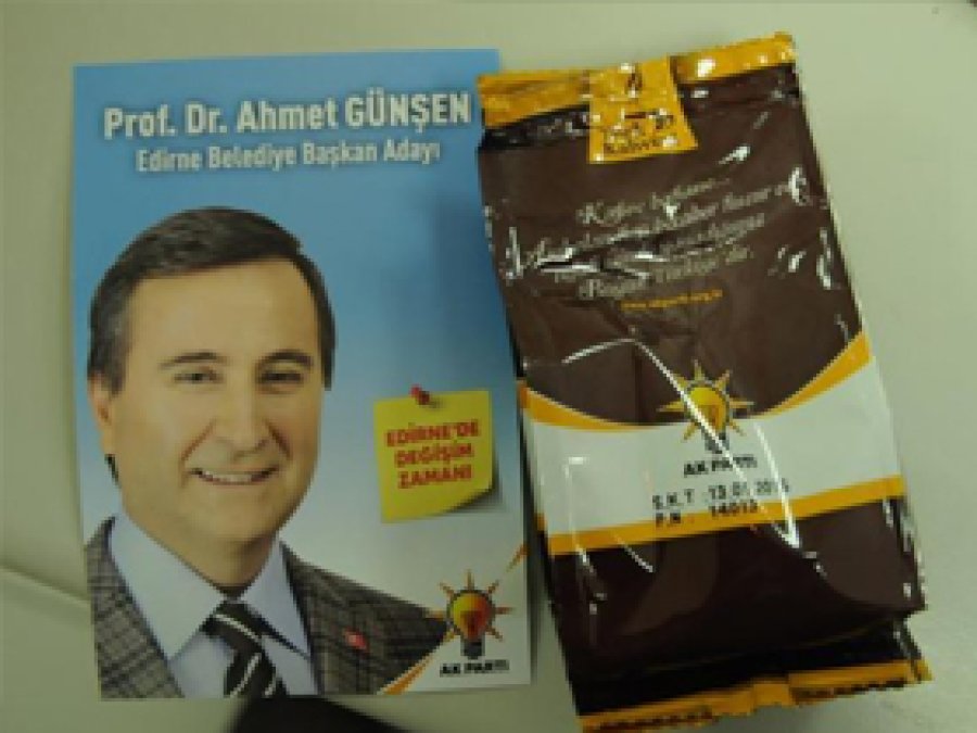 Seçim Çalışmasına Meyhaneden Başladı
