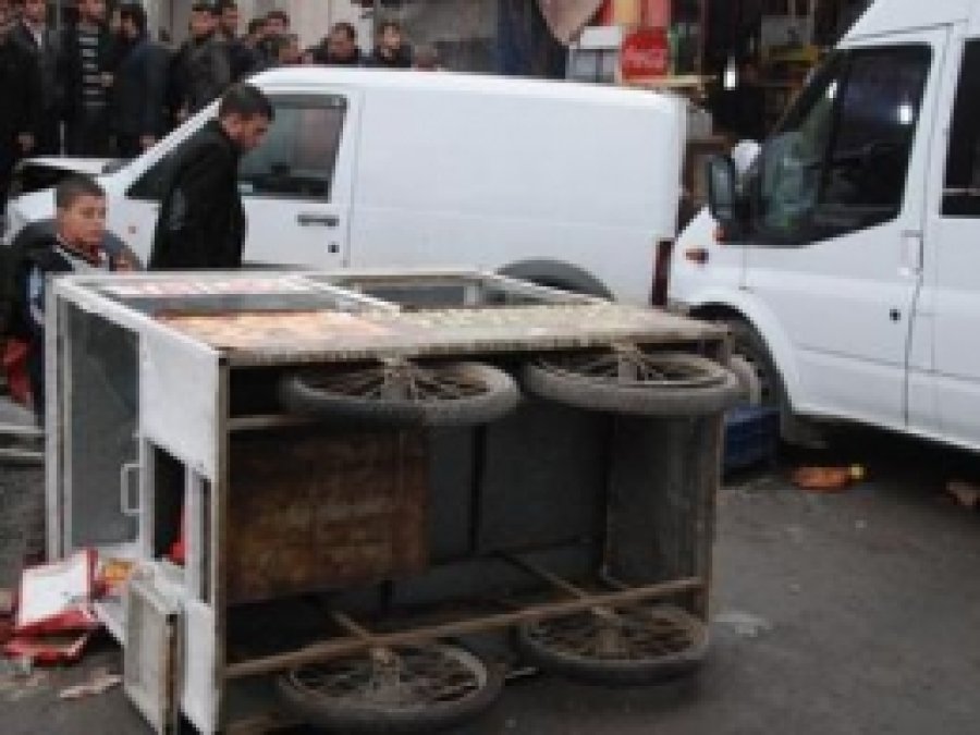 Freni Boşalan TIR, 6 Aracı Biçti