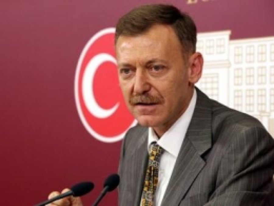 Çocuk Yaşta Evlendirilen Kızlar İçin Araştırma Komisyonu Talebi 