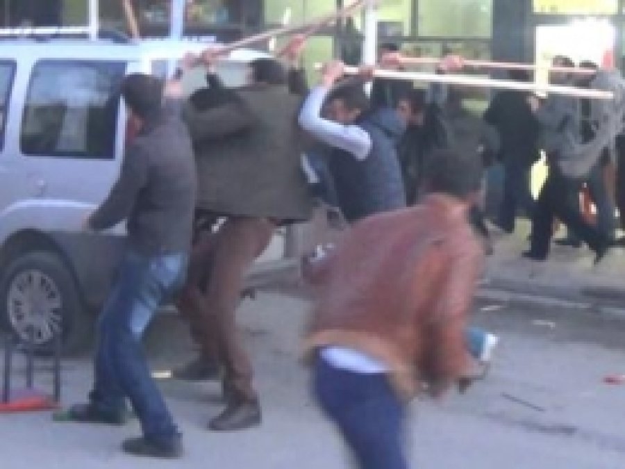 PKK/BDP Yandaşlarının Saldırı Görüntüleri