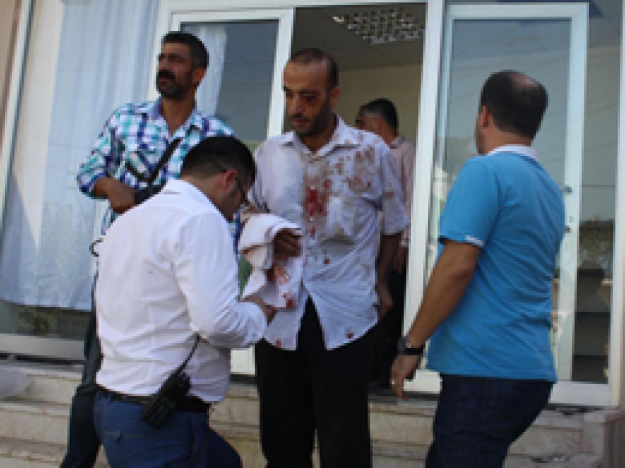 HDP'liler Mustazaflar Cemiyetine Saldırdı