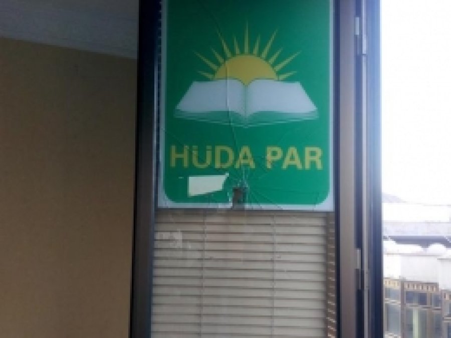 Siirt'te HÜDA PAR'a Saldırı 