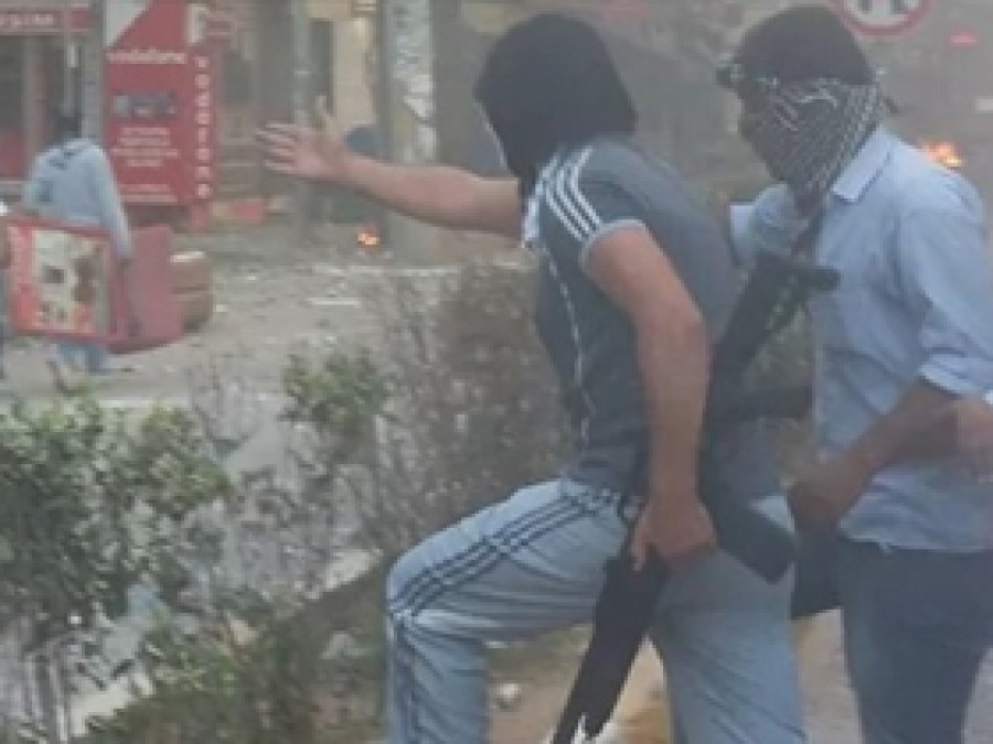 Dağdan İnen PKK'liler Karakolu Saldırdı 