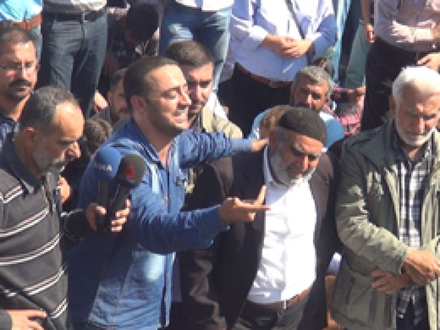 'Şehid Gibi Yaşayıp, Şehid Gibi Hakka Yürüdüler'