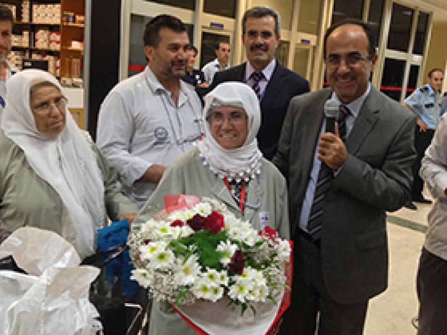 İlk Hacı Kafilesi Döndü