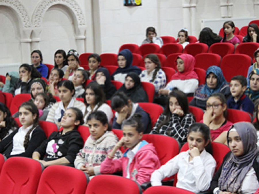 Cami ve Gençlik Konferansı