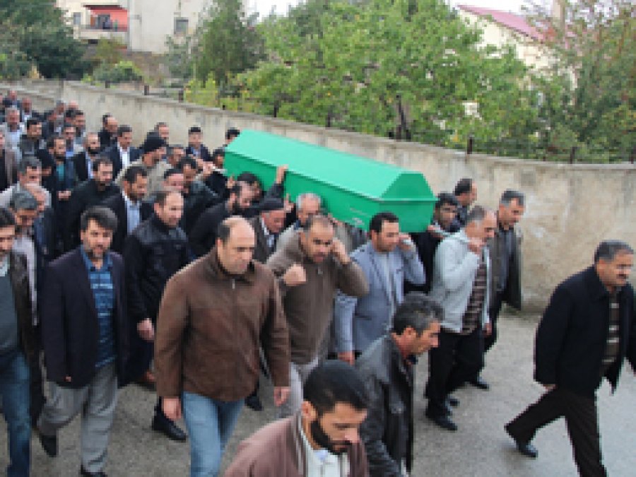 PKK Tarafından Katledilen Şener Toprağa Verildi 