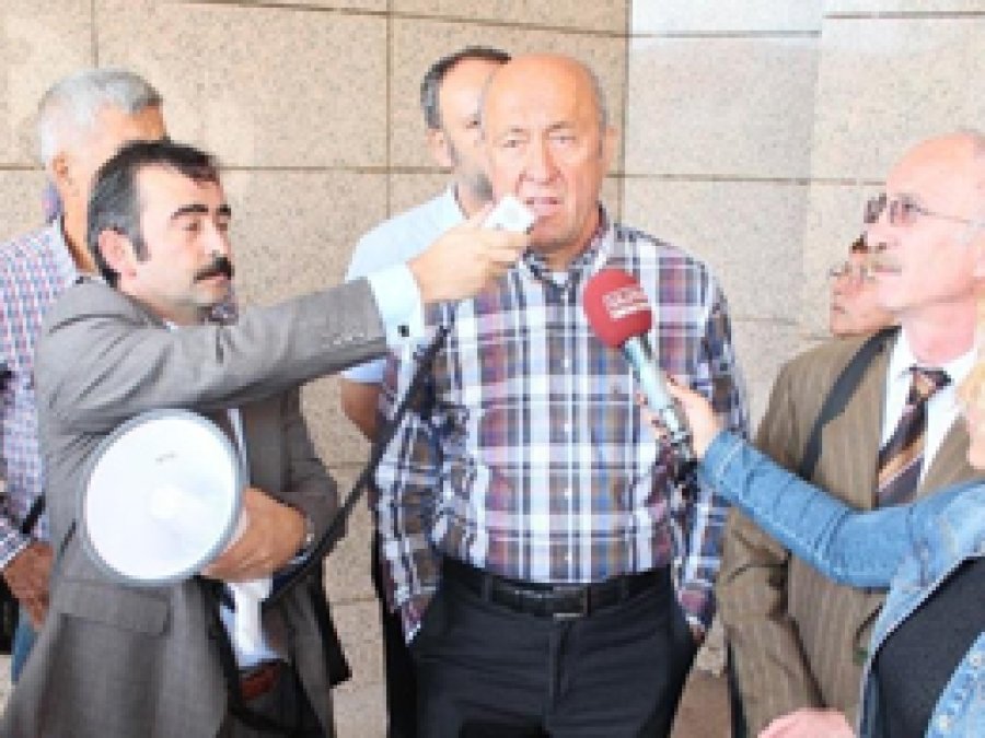 Uzaylı Prof. Pekünlü Yine Hakim Önünde