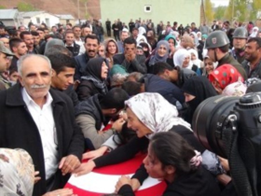 'Yüksekova'da İnsanlığı 3 Defa Katlettiler'