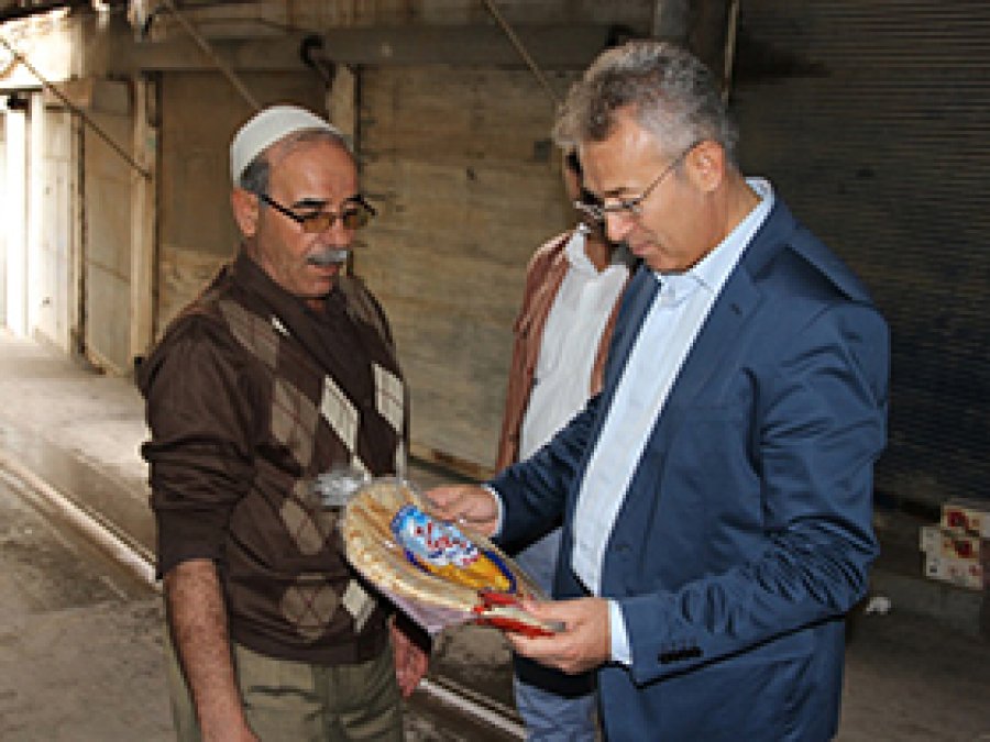 Mardin Valisi Çarşı Esnafını Ziyaret Etti 