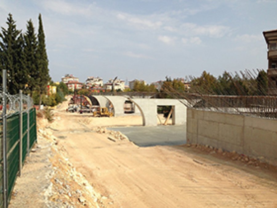 Antep'e İki Yeni Köprülü Kavşak 