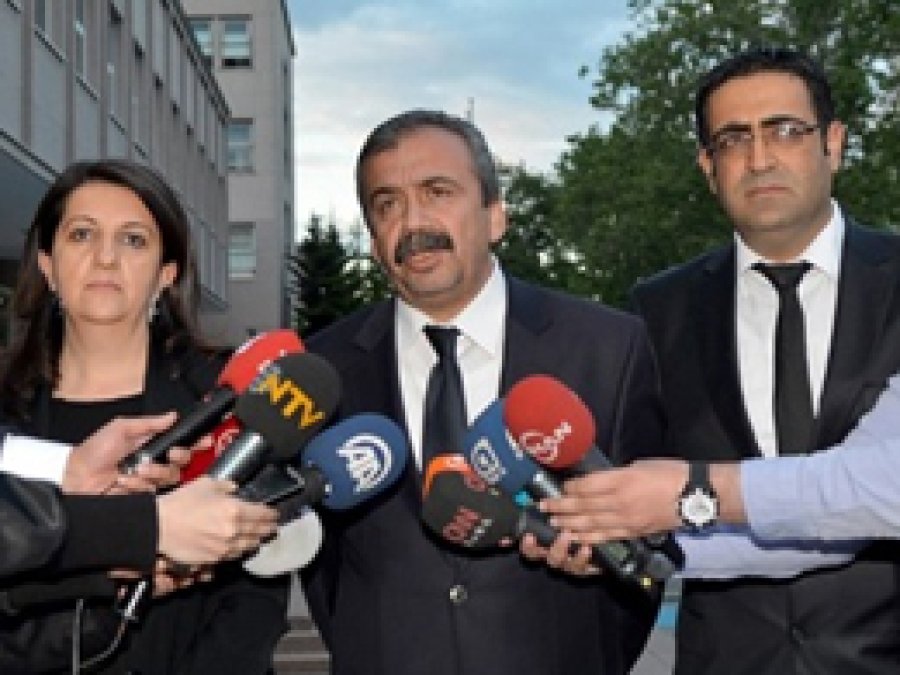 HDP Heyeti: Öcalan Yaşamını Yitirmedi