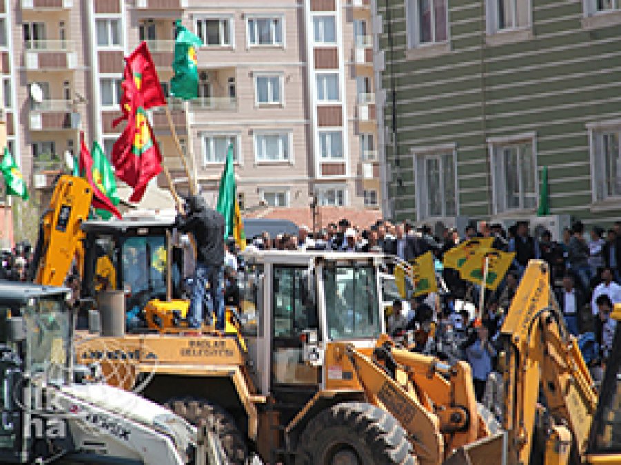 Belediye Araçları Eylemlerde Kullanılacak