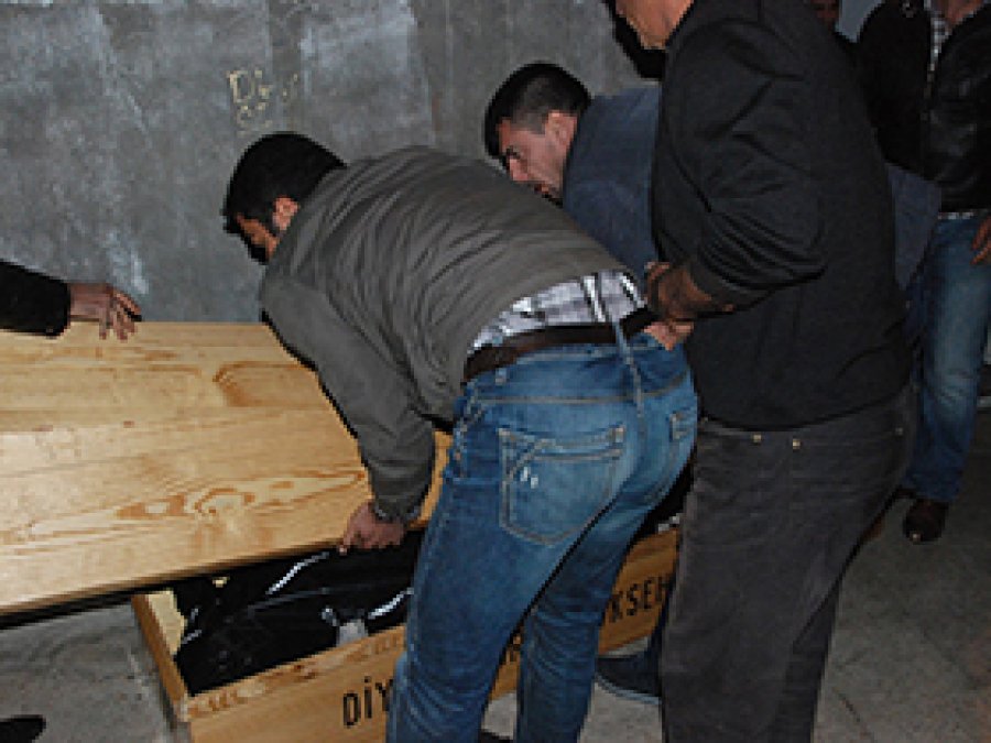 Diyarbakır'da Şüpheli Ölüm 