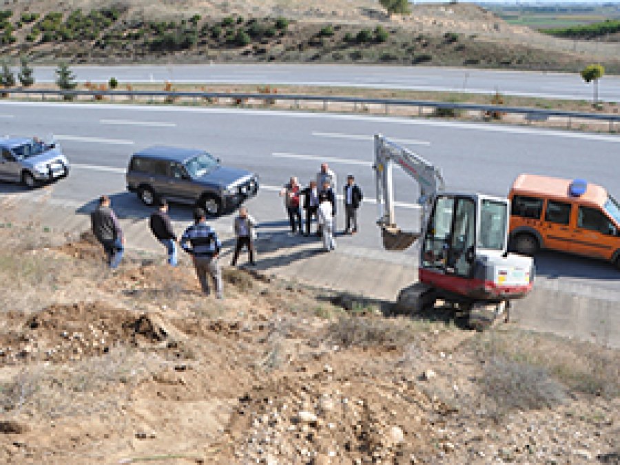 Otoyol Ağaçlandırmaları Devam Ediyor  
