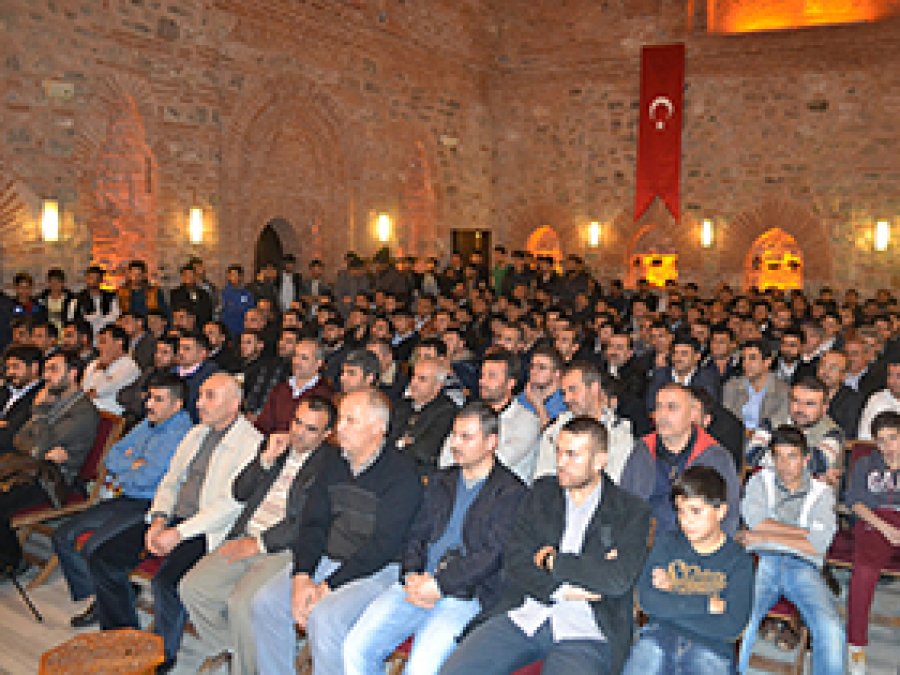 Yardım Dağıtan Şehidler Bursa'da Yâd Edildi
