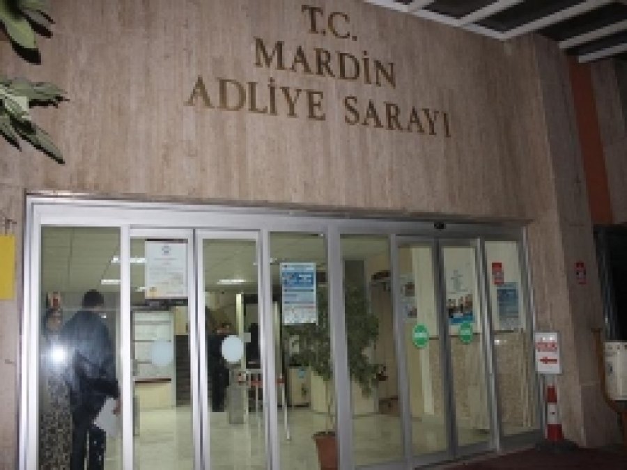 MAÜ'deki Yolsuzluk Operasyonu 