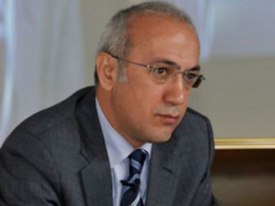 Ulaştırma Bakanı: İstanbul Trafiği Çözülmez