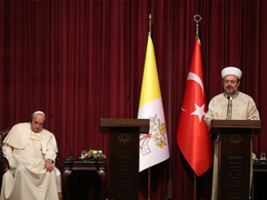 'Medya Müslümanlığa Saygısızlık Ediyor'