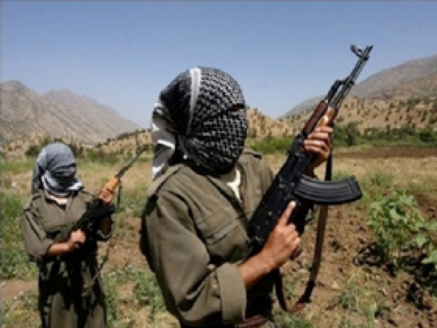 Kürt Yönetimi 1 PKK'liyi Daha Türkiye'ye Teslim Etti