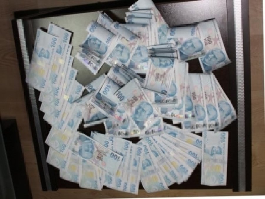 Bursa'da 7 Bin TL Sahte Para Yakalandı