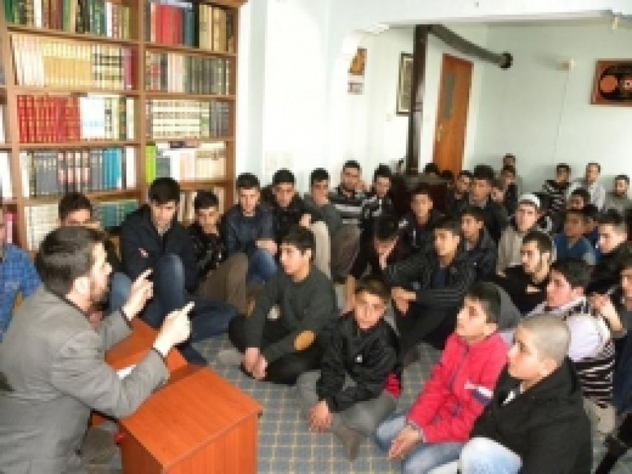 Çağrı Der'in Programına Gençlerden Yoğun İlgi
