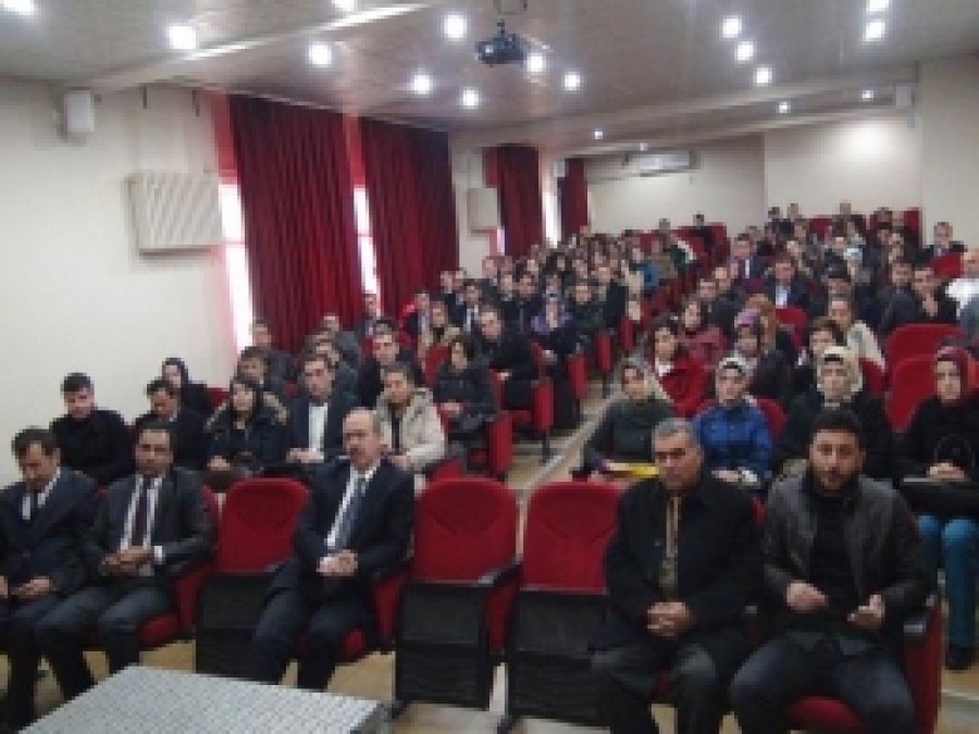 Muş'ta Öğretmenlere 'Uyum Semineri' Verildi