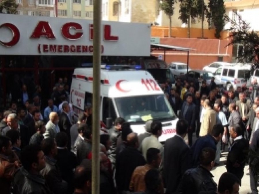 AK Parti'li Vekilin Kardeşine Silahlı Saldırı 
