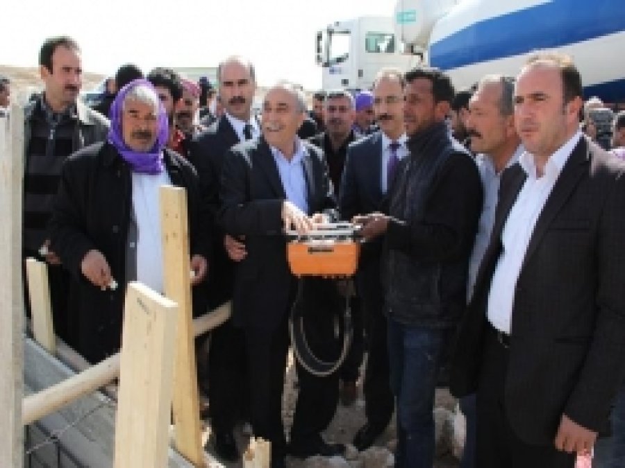 680 Konutluk  Tarım Kent'in İlk İnşaat Temeli Atıldı 