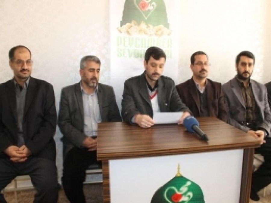 Peygamber Sevdalılarından Kur'an Seferberliği 