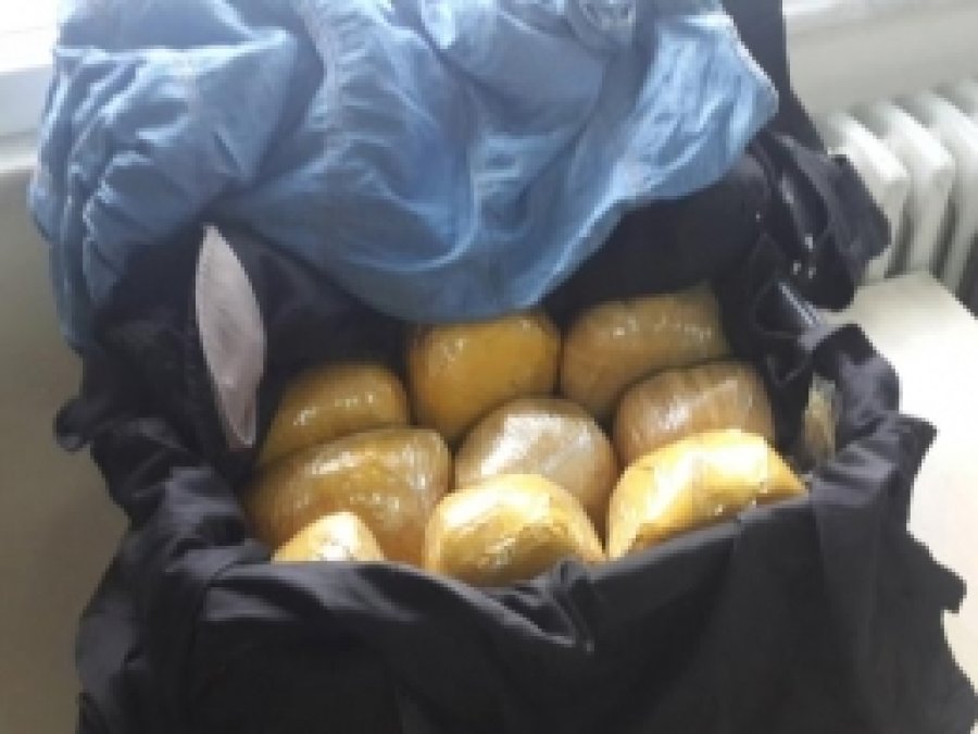Rize'de 8,5 Kilogram Esrar Ele Geçirildi 