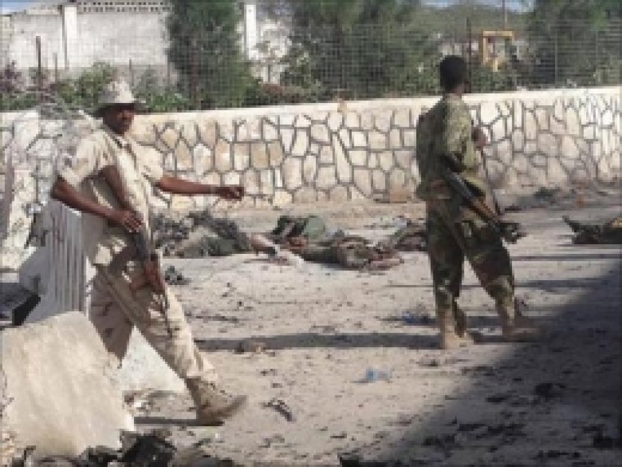 Somali'deki Patlamada Ölü Sayısı 14 Oldu 