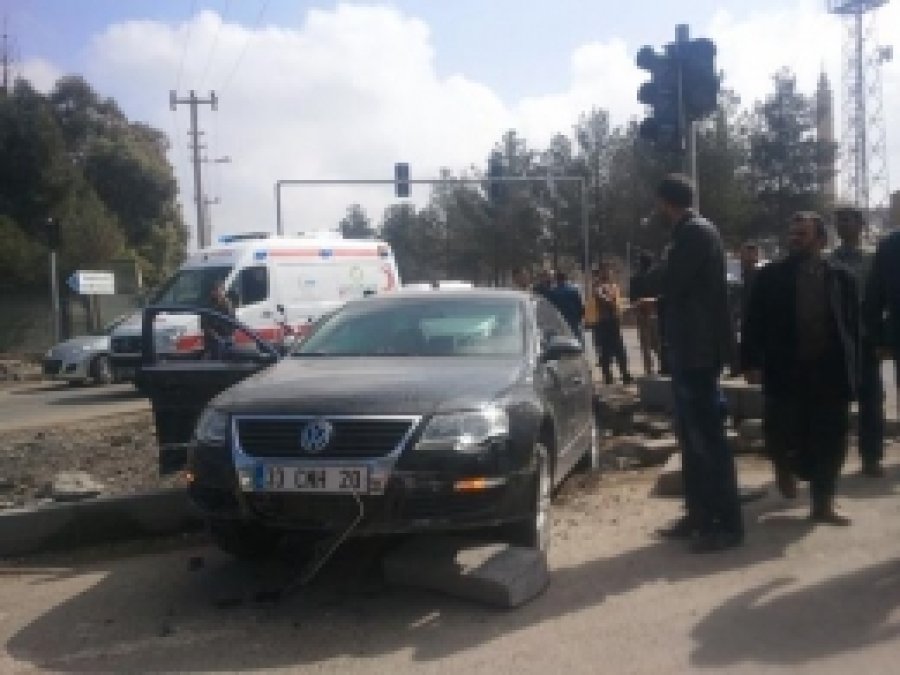 Trafik Işıklarının Olmayışı Kazaya Neden Oldu