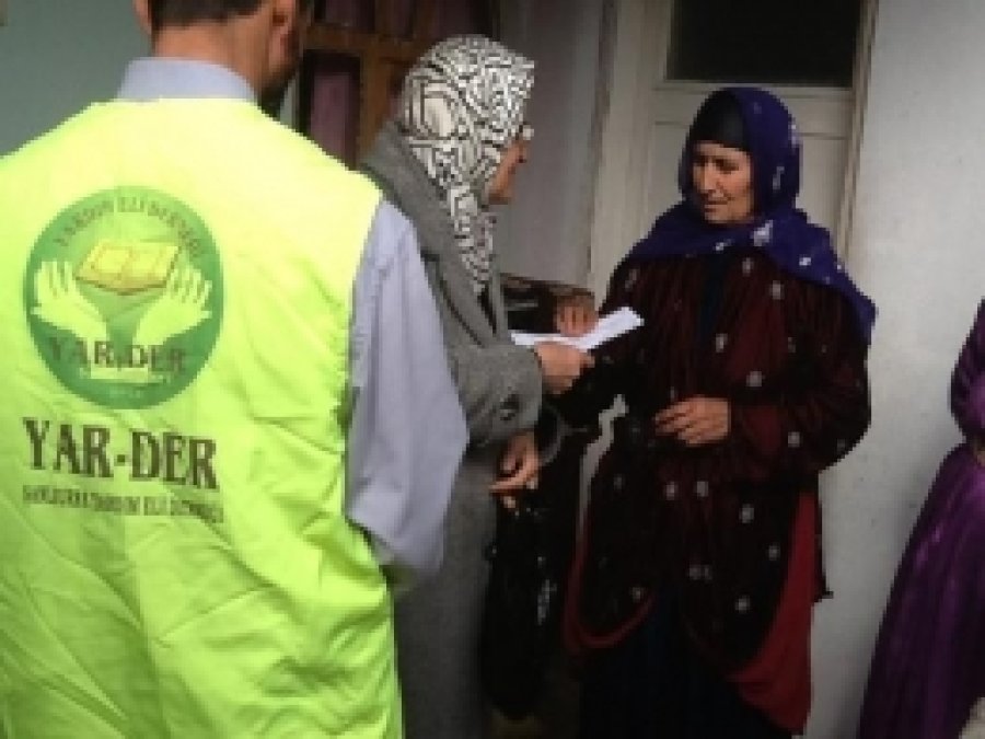 Yar-Der'den Fakir Ailelere Nakdi Yardım