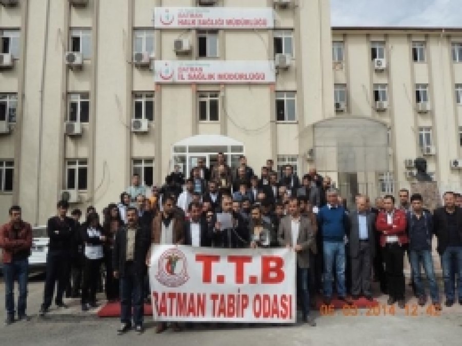 'Dr.Türe Görevine İade Edilsin'