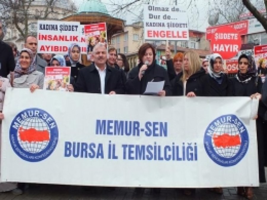 'Kadın Bedeni Üzerinden Tüketim Kültürü Sağlanıyor'
